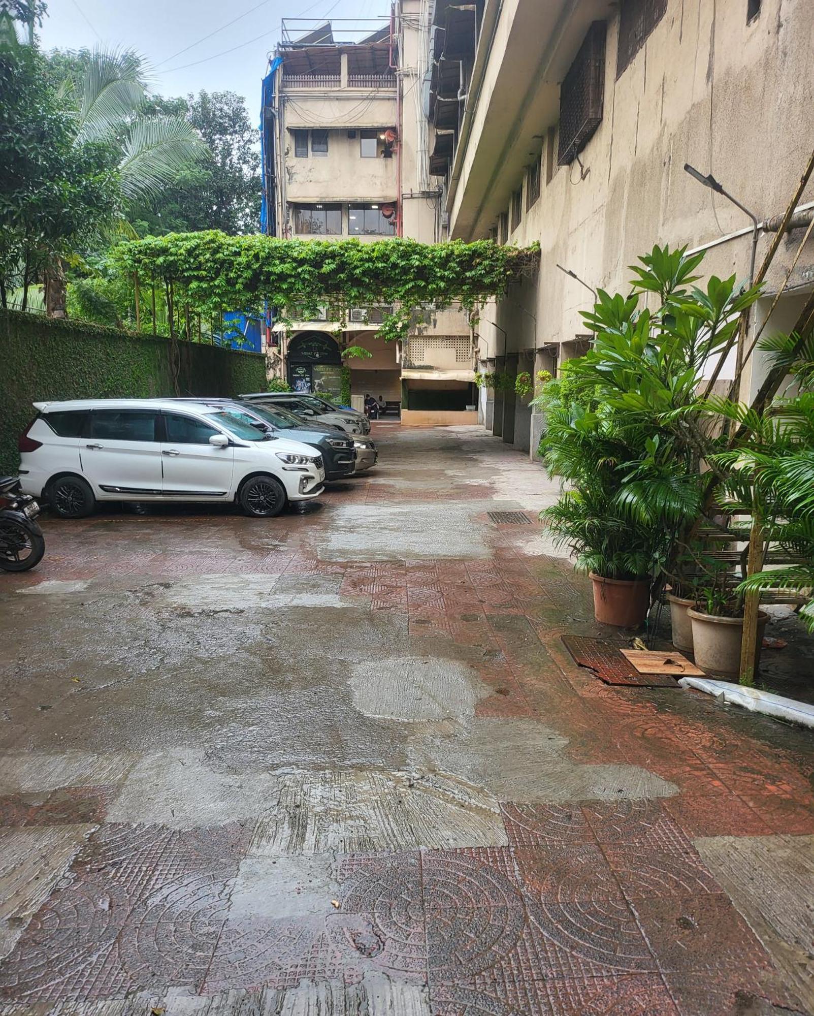 Hotel Maharana Inn Chembur Βομβάη Εξωτερικό φωτογραφία